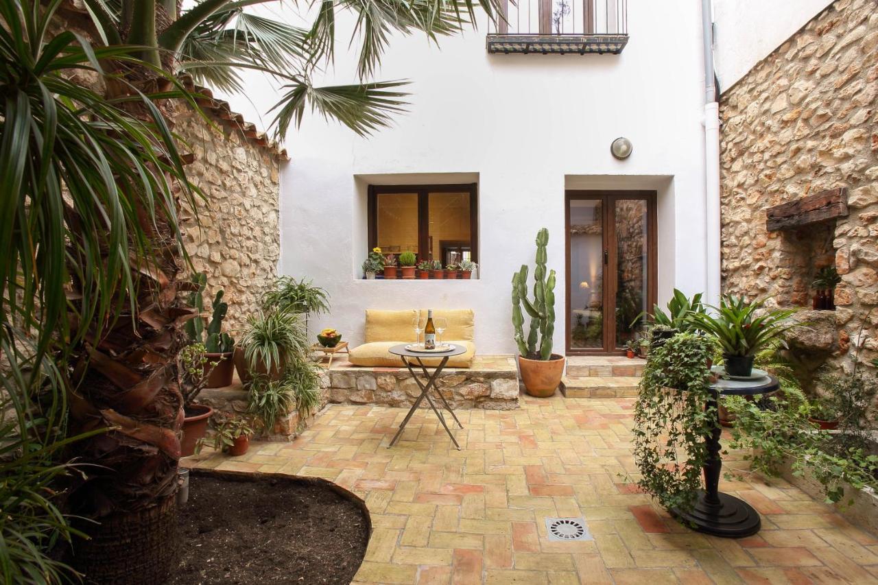 Art Boutique Hotel Chamarel Denia Bagian luar foto
