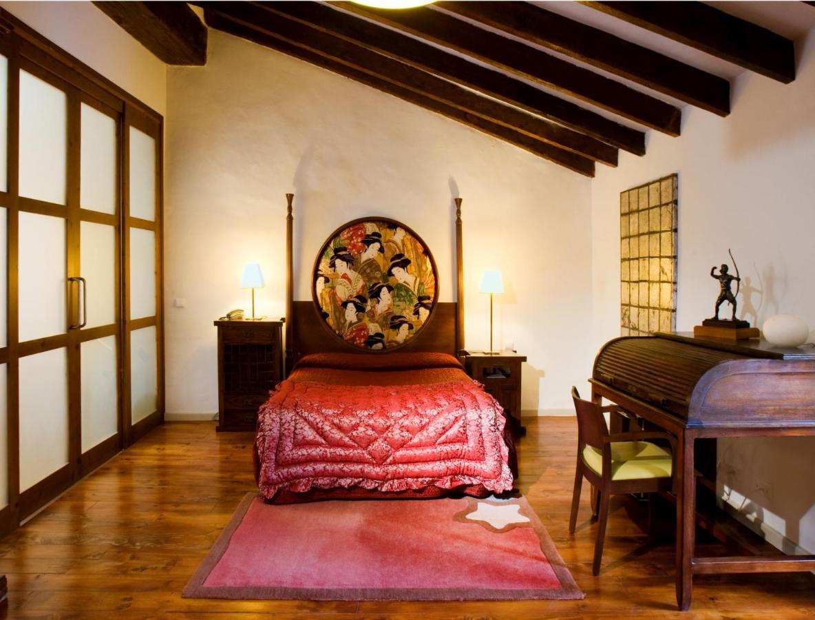 Art Boutique Hotel Chamarel Denia Bagian luar foto