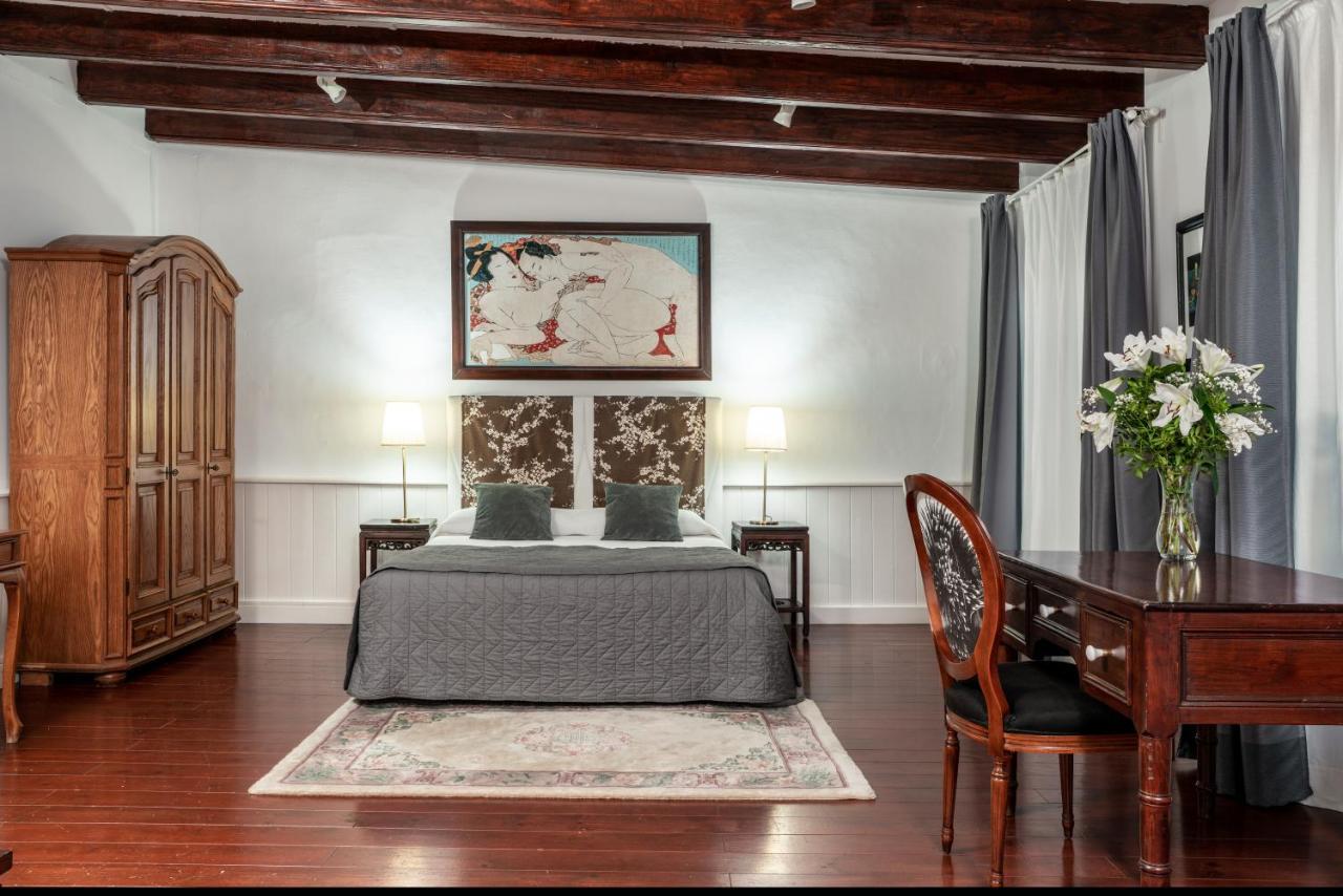 Art Boutique Hotel Chamarel Denia Bagian luar foto