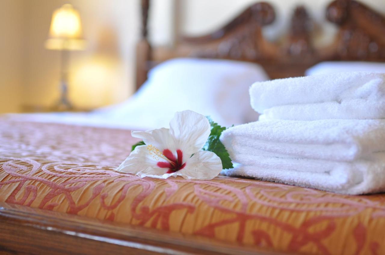 Art Boutique Hotel Chamarel Denia Bagian luar foto