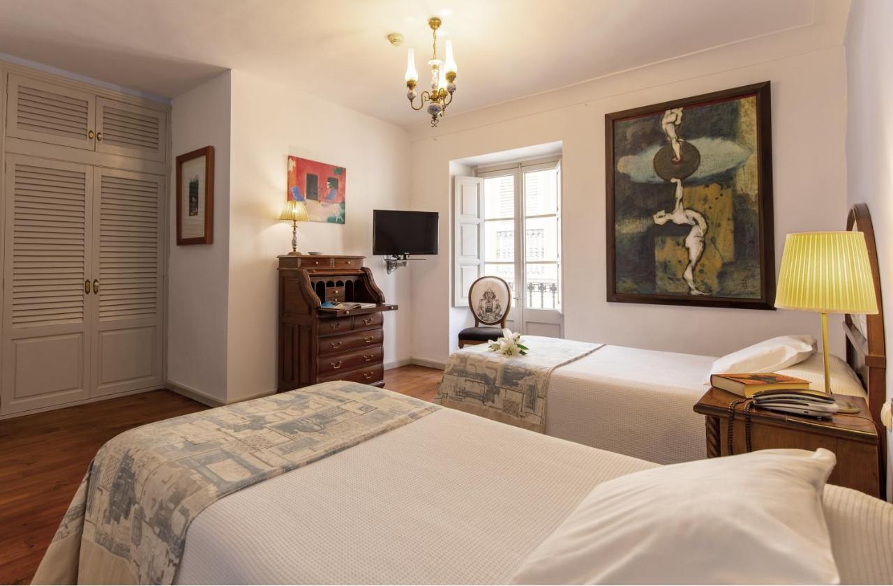 Art Boutique Hotel Chamarel Denia Bagian luar foto