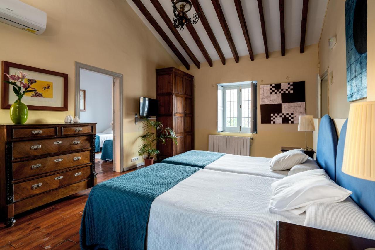 Art Boutique Hotel Chamarel Denia Bagian luar foto