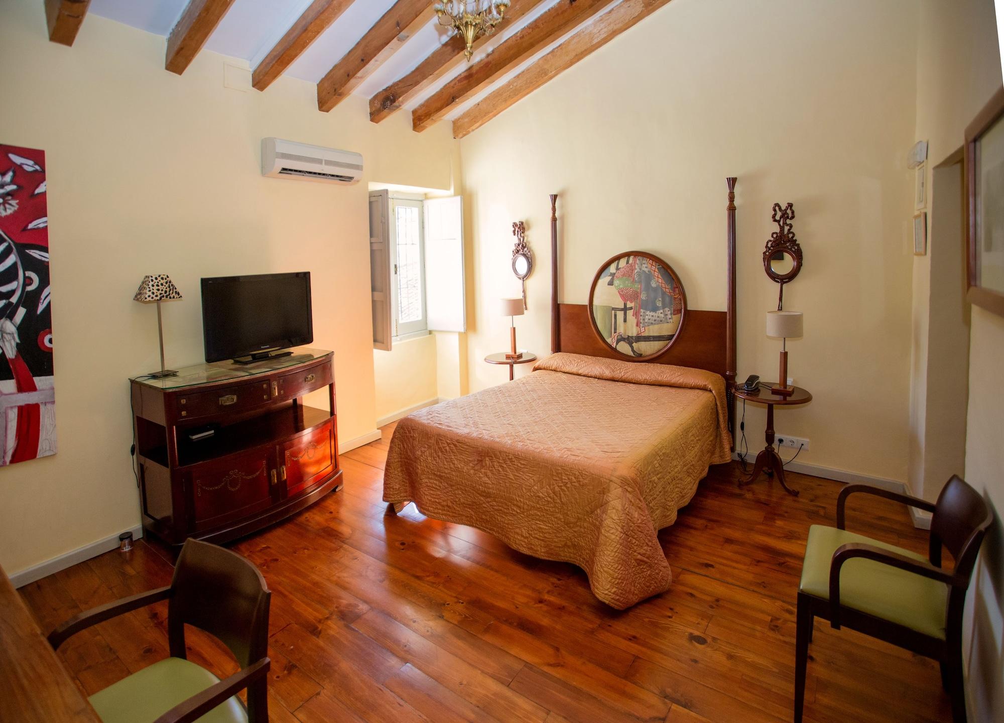 Art Boutique Hotel Chamarel Denia Bagian luar foto